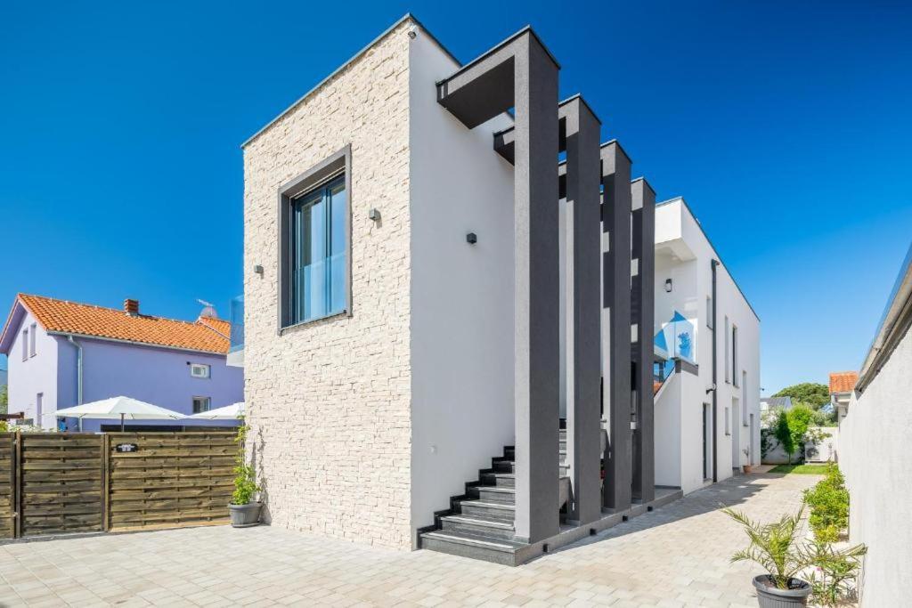 Studio Apartments Villa Valla - Free Bikes 法扎纳 外观 照片