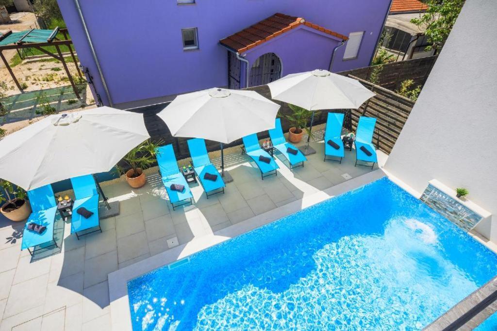 Studio Apartments Villa Valla - Free Bikes 法扎纳 外观 照片