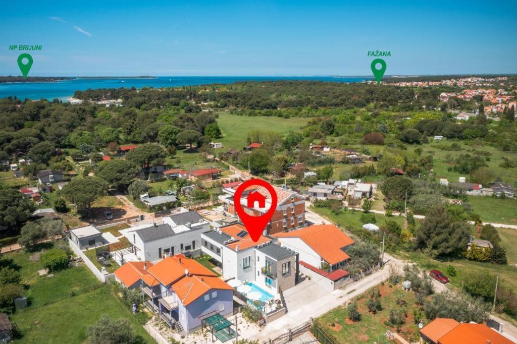 Studio Apartments Villa Valla - Free Bikes 法扎纳 外观 照片