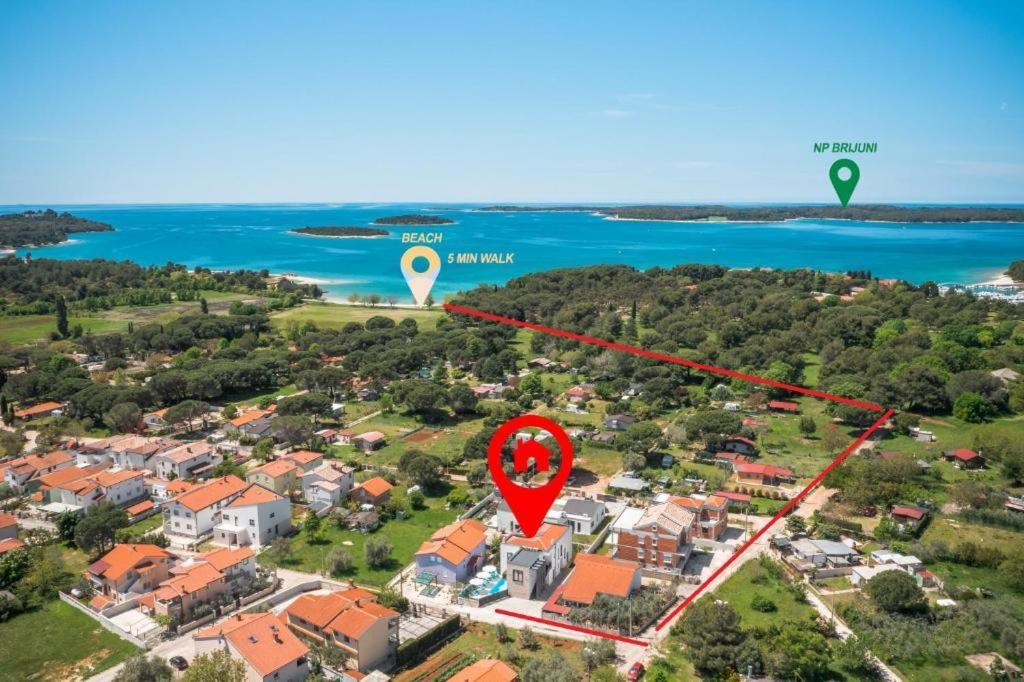 Studio Apartments Villa Valla - Free Bikes 法扎纳 外观 照片
