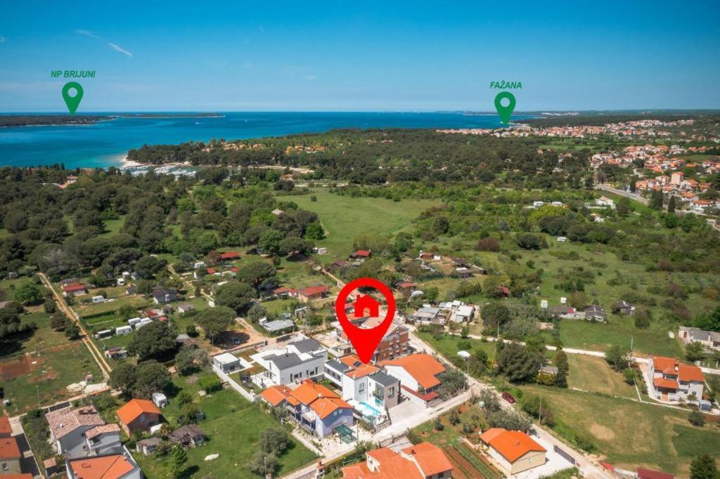Studio Apartments Villa Valla - Free Bikes 法扎纳 外观 照片