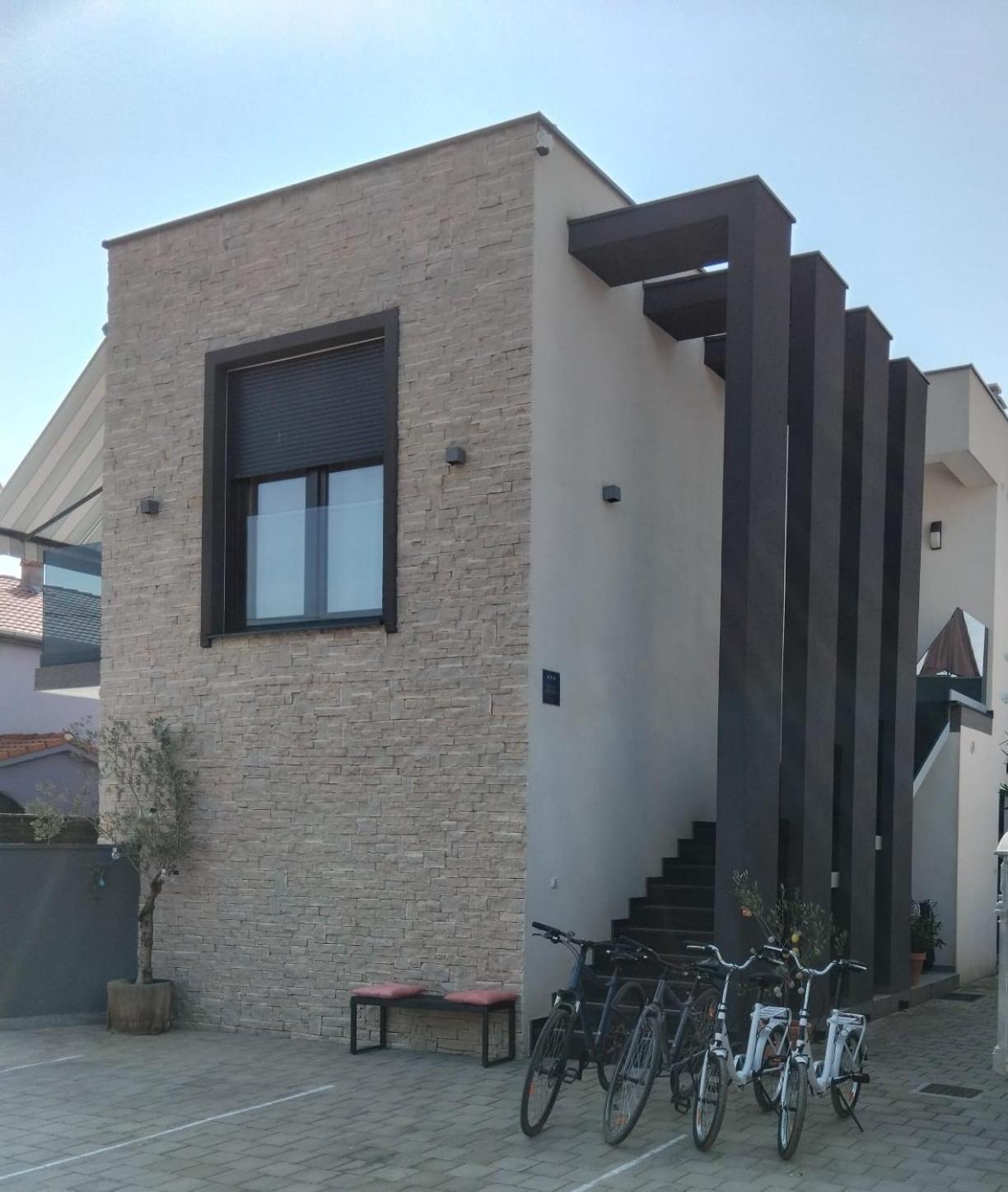 Studio Apartments Villa Valla - Free Bikes 法扎纳 外观 照片